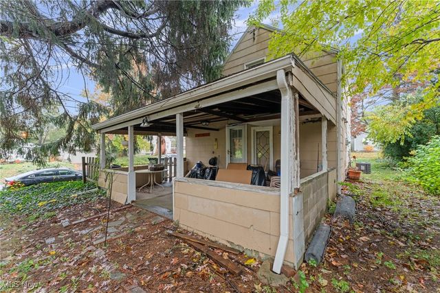 1406 22nd Street NW, Canton, OH 44709