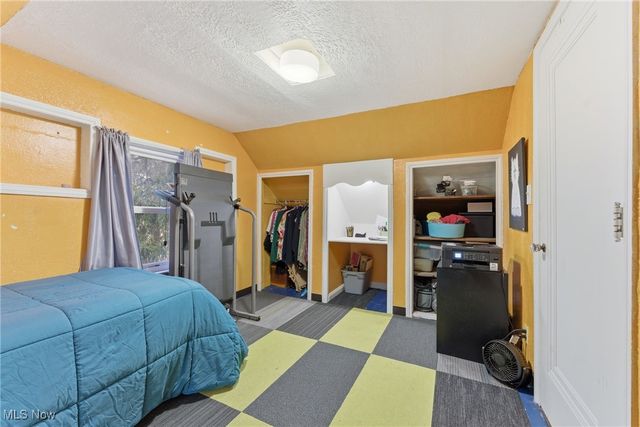 1406 22nd Street NW, Canton, OH 44709