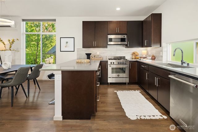 2409 NW 64th Street, Seattle, WA 98107