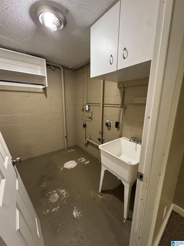 3037 APPLE VALLEY LANE, Birmingham, AL 35215