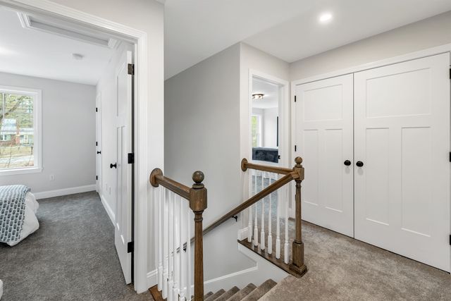 11A Mustang Dr Unit A End, Litchfield, NH 03052