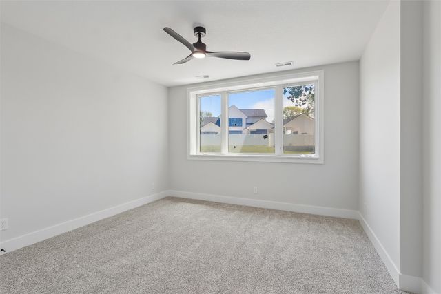 5011 153rd Street, Urbandale, IA 50323