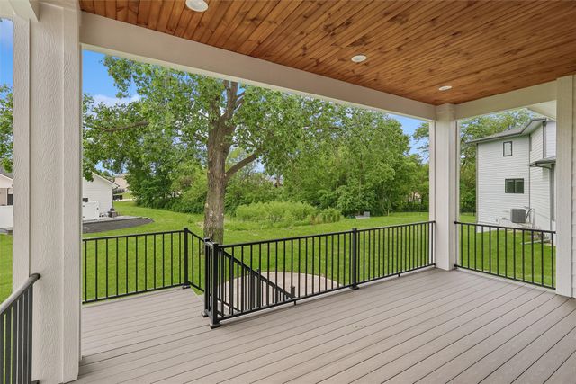 5011 153rd Street, Urbandale, IA 50323