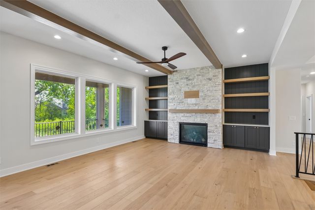 5011 153rd Street, Urbandale, IA 50323