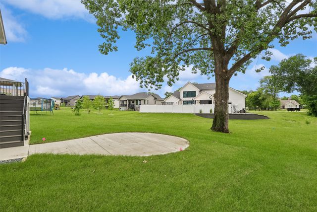 5011 153rd Street, Urbandale, IA 50323