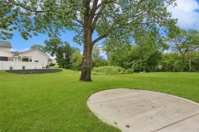 5011 153rd Street, Urbandale, IA 50323