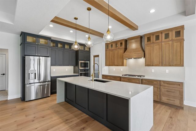 5011 153rd Street, Urbandale, IA 50323