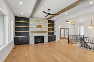 5011 153rd Street, Urbandale, IA 50323