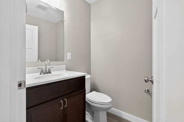 319 Iowa Street, Waterloo, IA 50703