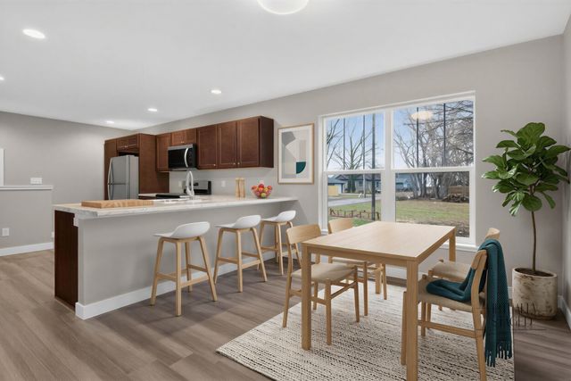 319 Iowa Street, Waterloo, IA 50703