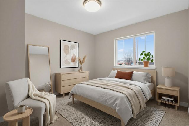 319 Iowa Street, Waterloo, IA 50703