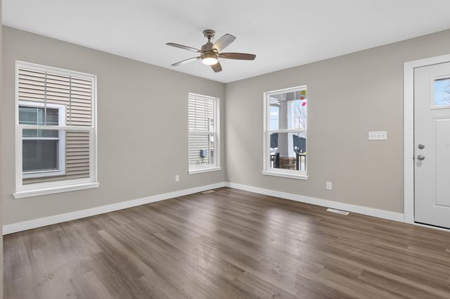 319 Iowa Street, Waterloo, IA 50703