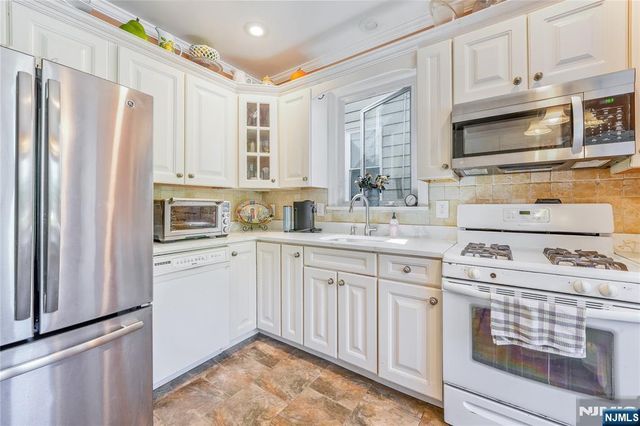 671 Devon Street, Kearny, NJ 07032