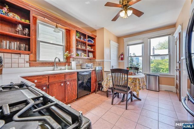 671 Devon Street, Kearny, NJ 07032