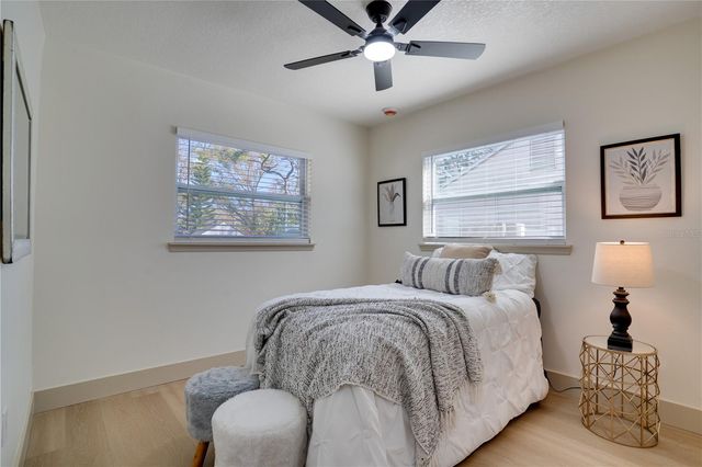 4065 39TH AVENUE N, St Petersburg, FL 33714