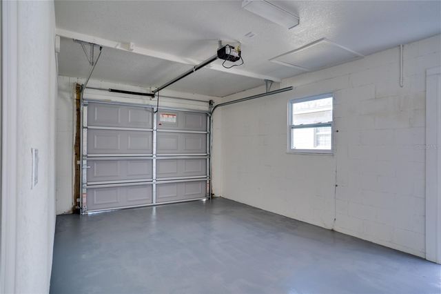 4065 39TH AVENUE N, St Petersburg, FL 33714