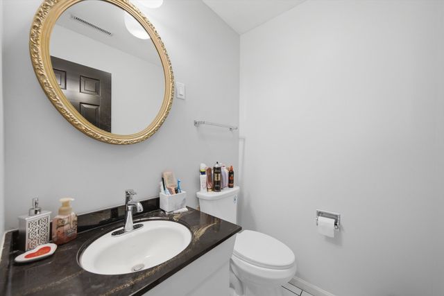 4042 Trafalgar Lane 4042, Oak Lawn, IL 60453