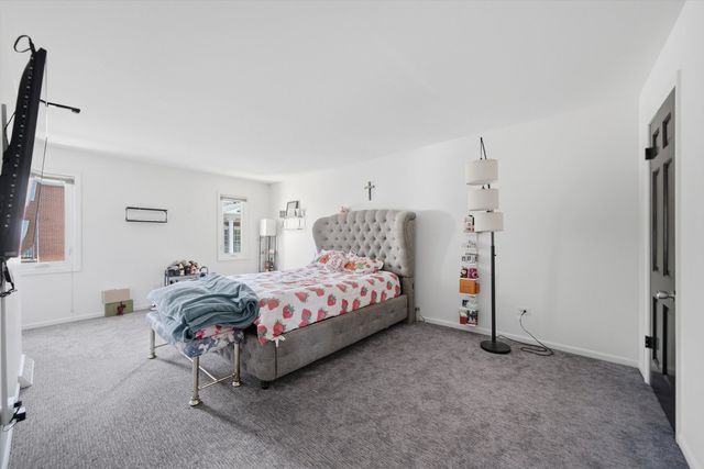 4042 Trafalgar Lane 4042, Oak Lawn, IL 60453