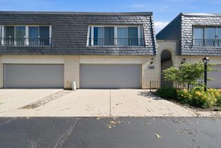 4042 Trafalgar Lane 4042, Oak Lawn, IL 60453
