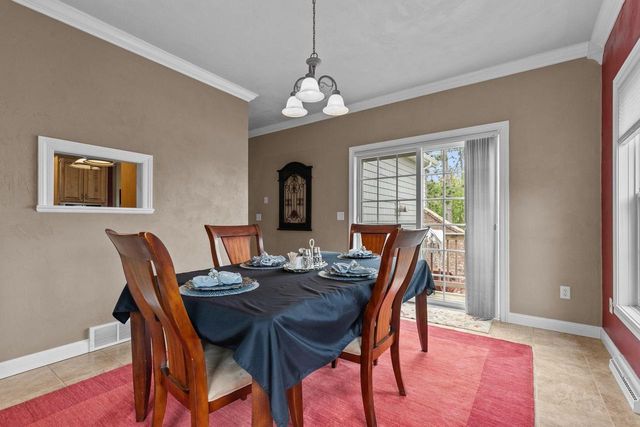 421 S PINE GROVE LANE, Hortonville, WI 54944