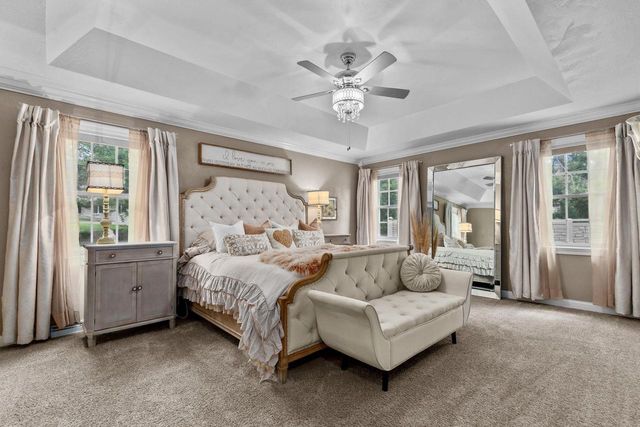 421 S PINE GROVE LANE, Hortonville, WI 54944