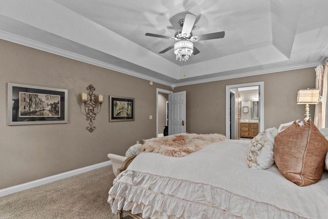 421 S PINE GROVE LANE, Hortonville, WI 54944