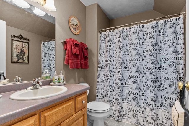 421 S PINE GROVE LANE, Hortonville, WI 54944