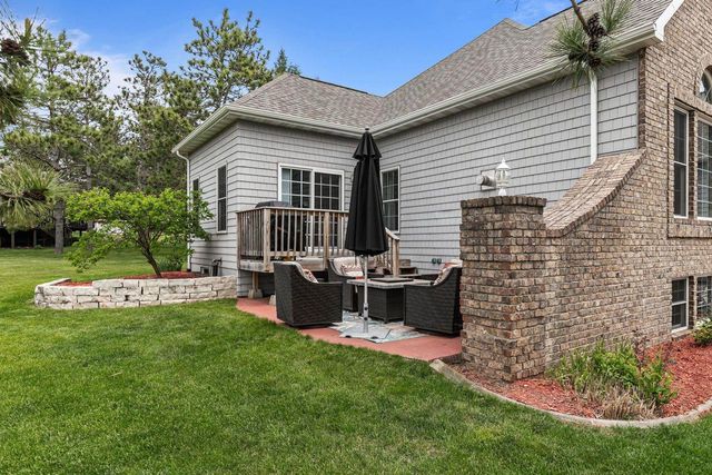 421 S PINE GROVE LANE, Hortonville, WI 54944