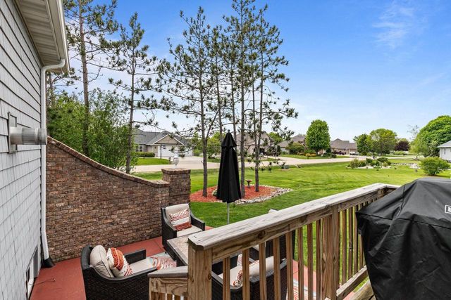 421 S PINE GROVE LANE, Hortonville, WI 54944