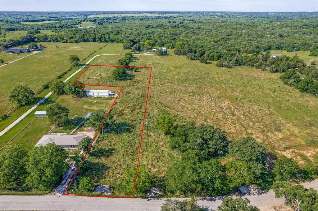 9436 Dripping Springs Road, Denison, TX 75021