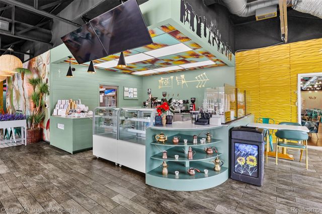 23822 Ford Rd, Dearborn Heights, MI 48127