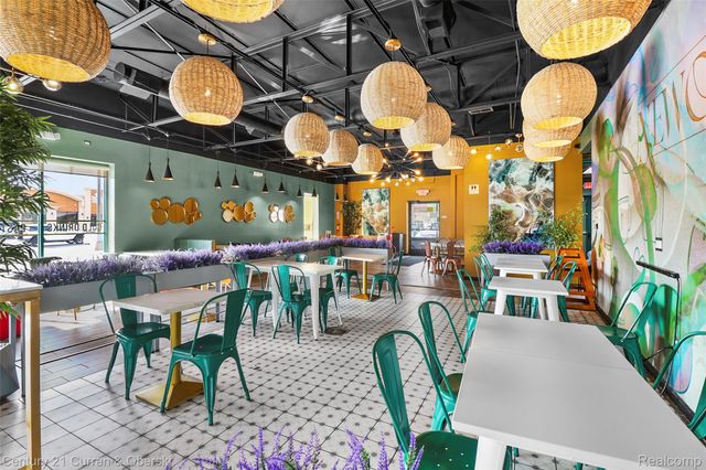 23822 Ford Rd, Dearborn Heights, MI 48127