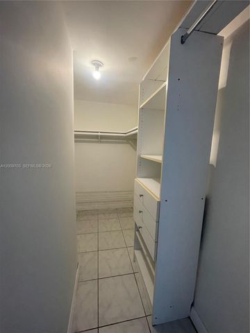 1435 NE 173rd St, North Miami Beach, FL 33162