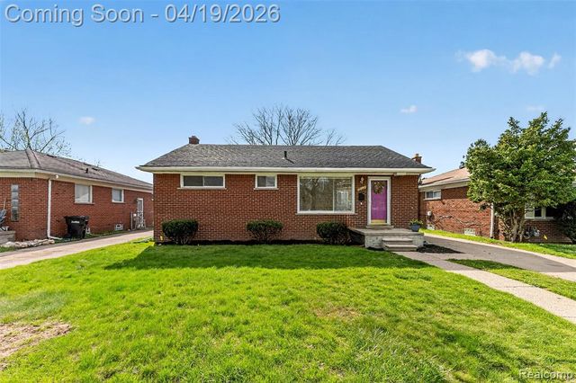 9075 W Parkway Street, Detroit, MI 48239