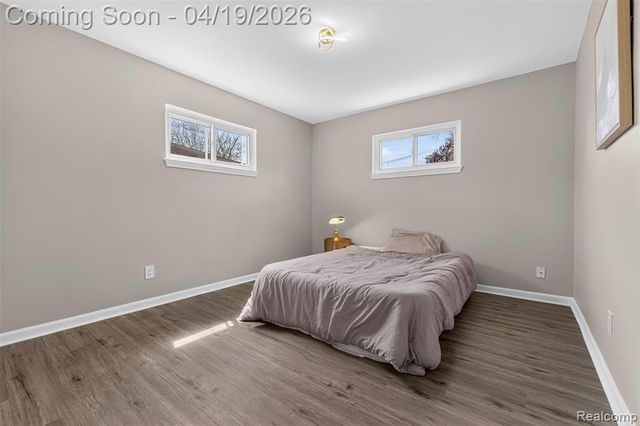 9075 W Parkway Street, Detroit, MI 48239