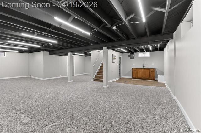 9075 W Parkway Street, Detroit, MI 48239