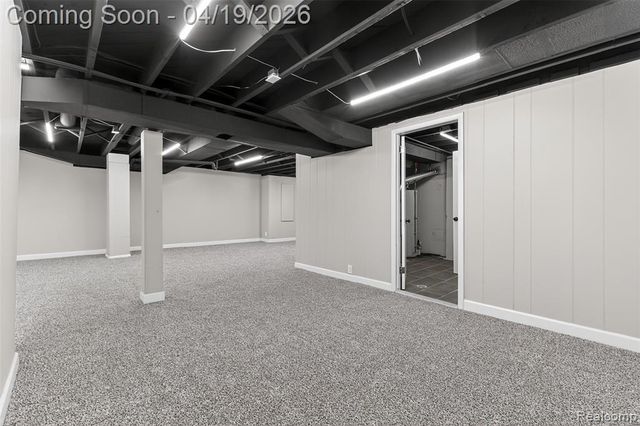 9075 W Parkway Street, Detroit, MI 48239