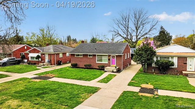 9075 W Parkway Street, Detroit, MI 48239