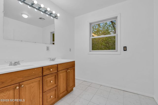120 Cedar Swamp Road, Jackson, NJ 08527