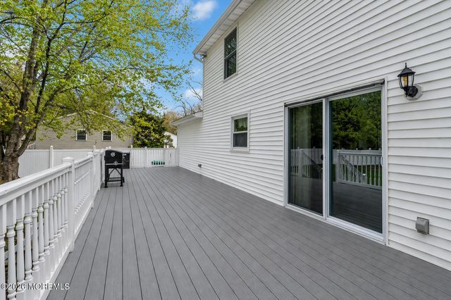 120 Cedar Swamp Road, Jackson, NJ 08527