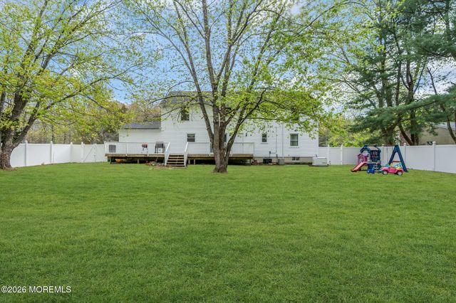 120 Cedar Swamp Road, Jackson, NJ 08527