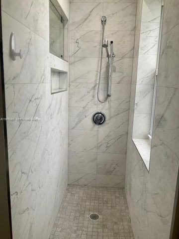 126 Mendoza Ave 11, Coral Gables, FL 33134