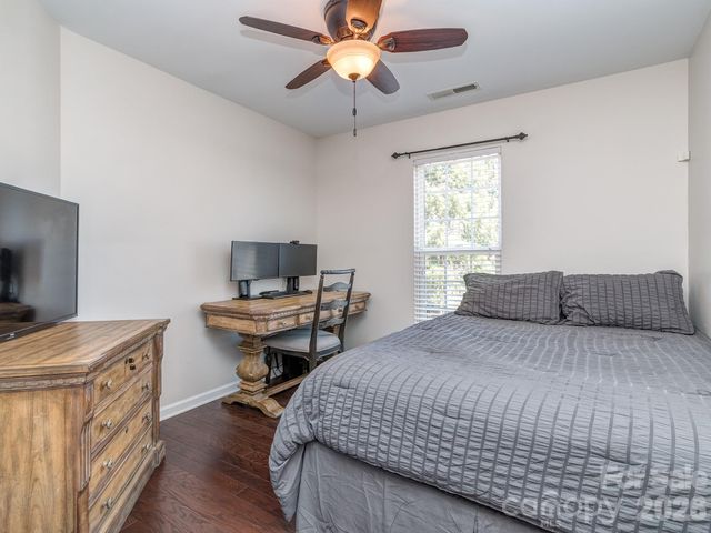 5951 Carrollton Lane, Charlotte, NC 28210