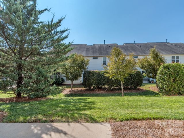 5951 Carrollton Lane, Charlotte, NC 28210
