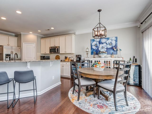 5951 Carrollton Lane, Charlotte, NC 28210
