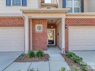 5951 Carrollton Lane, Charlotte, NC 28210