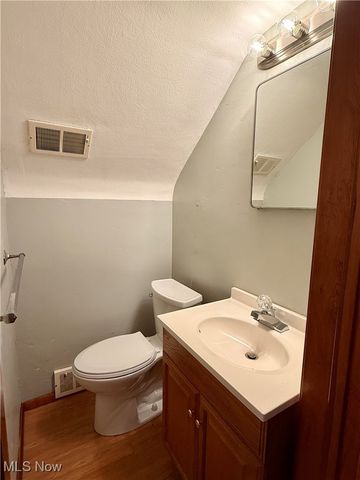 707 Vermont Drive, Lorain, OH 44052