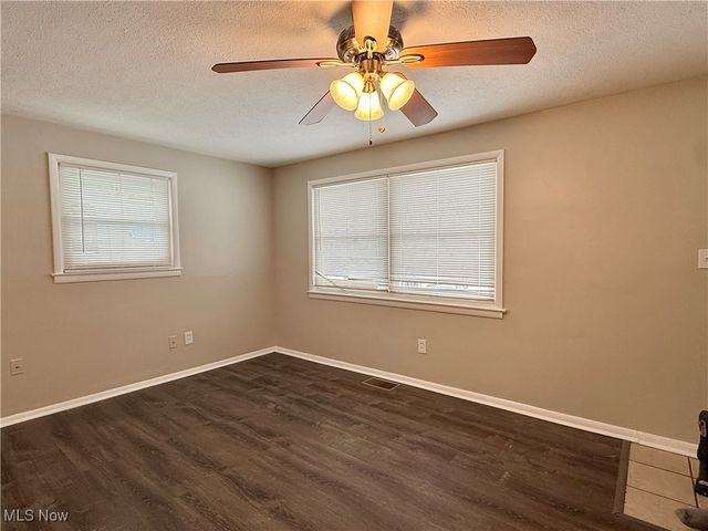 707 Vermont Drive, Lorain, OH 44052