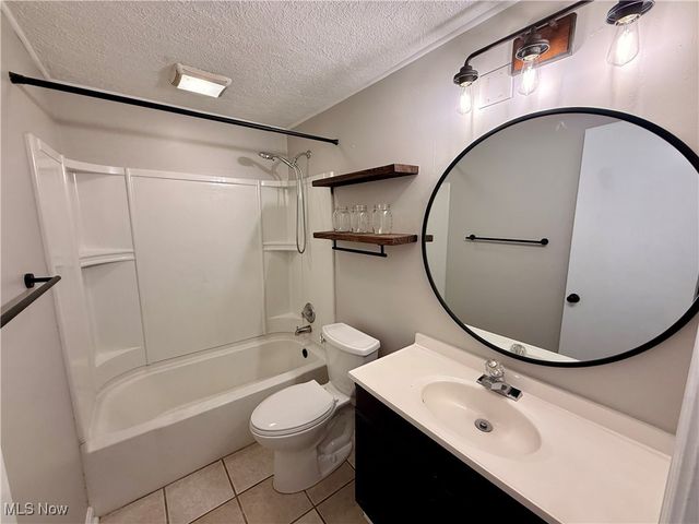 707 Vermont Drive, Lorain, OH 44052