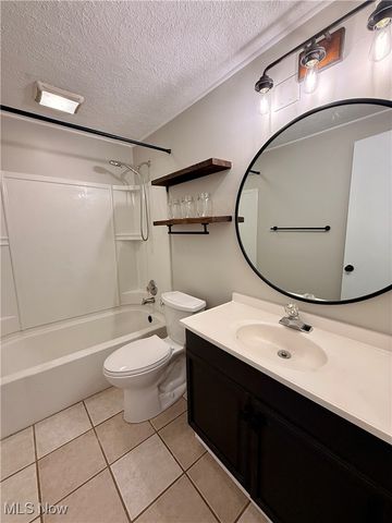 707 Vermont Drive, Lorain, OH 44052